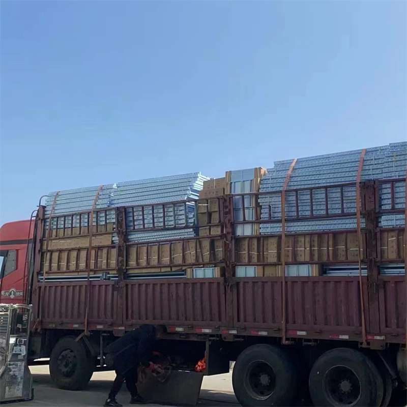 安宁区镇康县进仓物流：专线直达的多元货运之旅